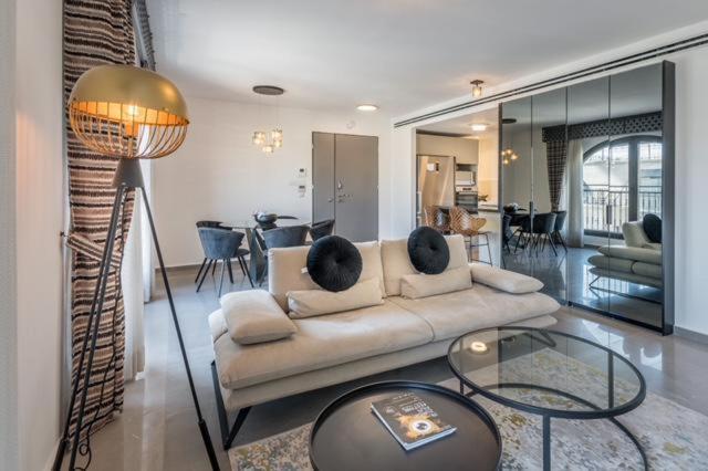 Front Of The Old City In Jerusalem - Luxurious Residence Bilik gambar